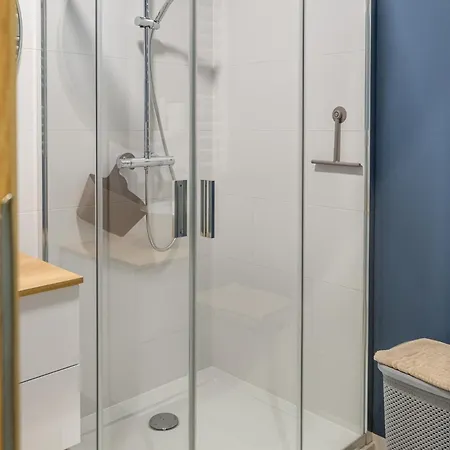 Lazurowy -jacuzzi, Sauny, Sala Zabaw, Garaz, Silownia, 400m Do Plazy Plaskie Zejscie Jastrzębia Góra