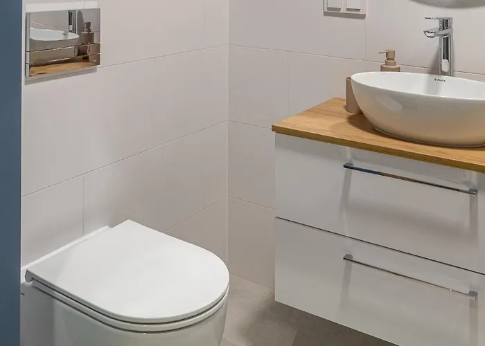 公寓 Lazurowy -jacuzzi, Sauny, Sala Zabaw, Garaz, Silownia, 400m Do Plazy Plaskie Zejscie *