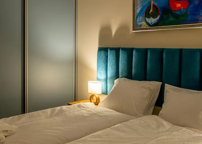 公寓 Lazurowy -jacuzzi, Sauny, Sala Zabaw, Garaz, Silownia, 400m Do Plazy Plaskie Zejscie *